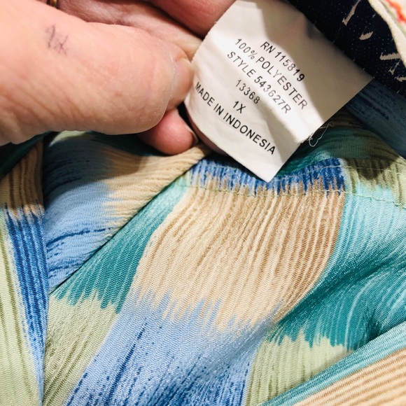 Colorful Checkered Button-Up Shirt - Picture 3 of 4